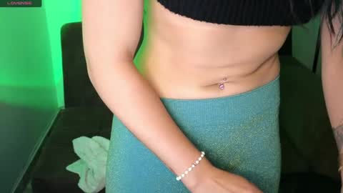 Snapshot of sexxylady__ chatting on April 28, 2026, 2:27 am Angie online show from April 28, 2026, 2:27 am