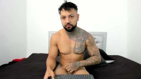 sexxylatincouple1 online show from May 29, 2026, 9:51 am