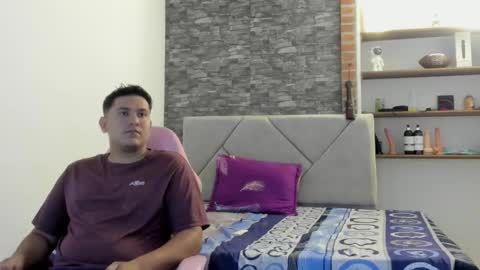 Sexxy-Couple online show from January 9, 2026, 3:20 am
