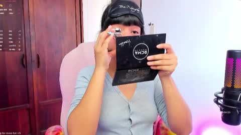 sexy__emma online show from April 16, 2026, 5:58 pm