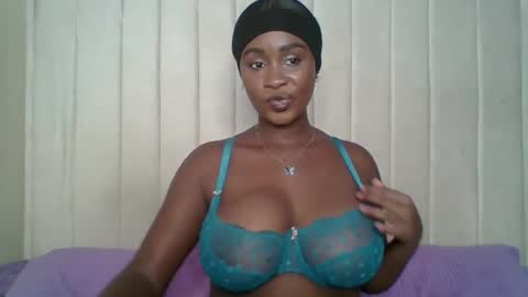 Snapshot of sexy_ari2 chatting on November 15, 2025, 8:55 am sexy_ari2 online show from November 15, 2025, 8:55 am
