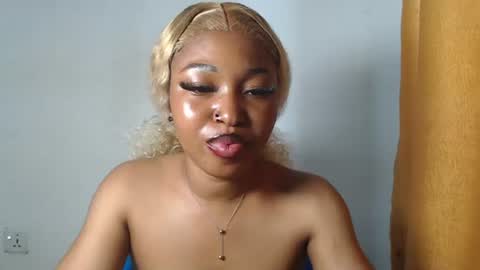 sexy_bluey247 online show from July 3, 2026, 4:02 pm