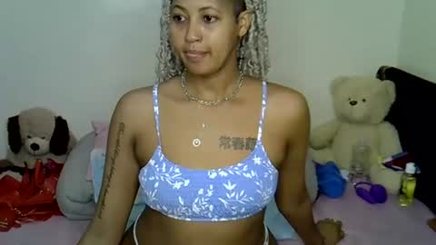 sexy_bubbie01 online show from June 17, 2026, 5:03 pm