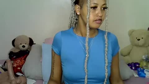 sexy_bubbie01 online show from June 18, 2026, 12:31 pm