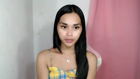 Snapshot of sexy_cistine chatting on July 25, 2026, 2:20 am Nicole online show from July 25, 2026, 2:20 am