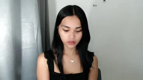 Snapshot of sexy_cistine chatting on July 27, 2026, 10:06 pm Nicole online show from July 27, 2026, 10:06 pm