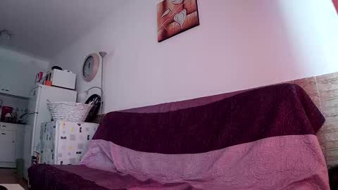 Bunny online show from November 25, 2025, 12:05 pm