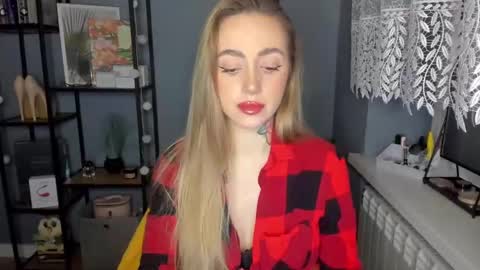 C o r a l i e online show from December 11, 2024, 7:31 am