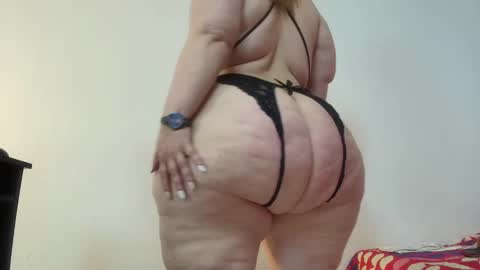 Snapshot of sexy_curvi chatting on December 25, 2024, 6:09 pm karla instagram online show from December 25, 2024, 6:09 pm