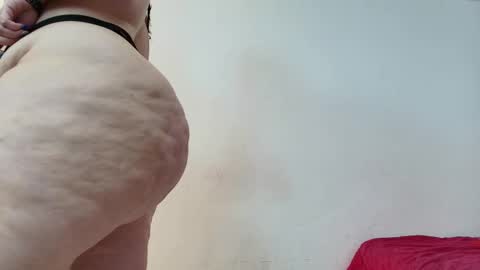 Snapshot of sexy_curvi chatting on February 3, 2025, 4:41 pm karla instagram online show from February 3, 2025, 4:41 pm