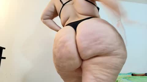 Snapshot of sexy_curvi chatting on February 14, 2025, 5:03 pm karla instagram online show from February 14, 2025, 5:03 pm