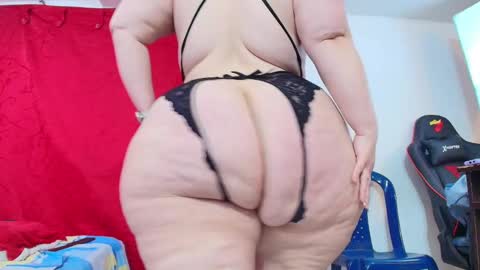 Snapshot of sexy_curvi chatting on September 28, 2025, 2:55 pm karla instagram online show from September 28, 2025, 2:55 pm