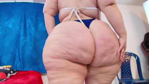 Snapshot of sexy_curvi chatting on May 7, 2026, 5:07 pm karla instagram online show from May 7, 2026, 5:07 pm