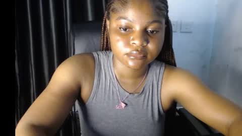 Snapshot of sexy_dick_drainer chatting on December 3, 2025, 6:32 am TAISHA online show from December 3, 2025, 6:32 am