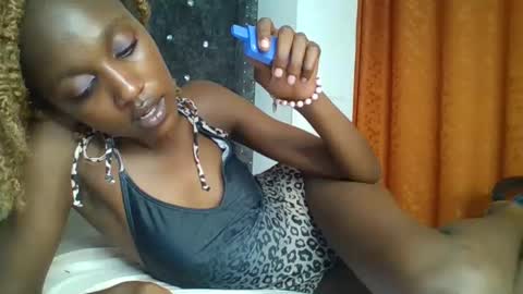 sexy_ebony_nica online show from January 31, 2025, 6:03 pm