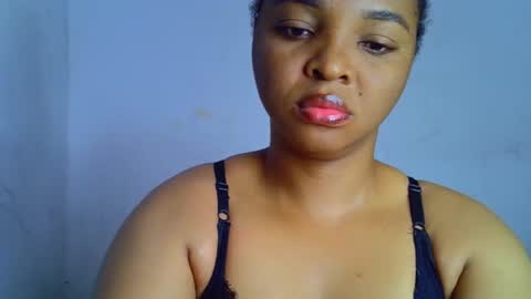 Snapshot of sexy_ebonygirl_ chatting on November 9, 2025, 7:45 pm Clara online show from November 9, 2025, 7:45 pm