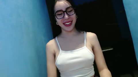 sexy_emily92 online show from February 24, 2026, 11:41 am