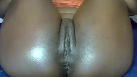 sexy_esther92 online show from March 7, 2026, 7:33 pm