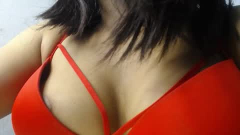 Snapshot of sexy_goddess_pet chatting on April 16, 2026, 1:50 am Ella online show from April 16, 2026, 1:50 am