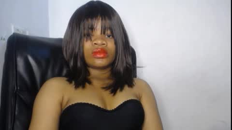 Snapshot of sexy_goddess_pet chatting on May 11, 2026, 7:33 pm Ella online show from May 11, 2026, 7:33 pm