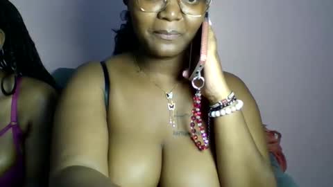 sexy_helle online show from April 22, 2026, 3:46 pm