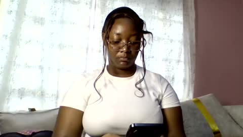 sexy_helle online show from June 14, 2026, 1:57 pm