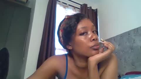 Snapshot of sexy_honey_pot chatting on January 6, 2026, 11:25 am sexy_honey_pot online show from January 6, 2026, 11:25 am