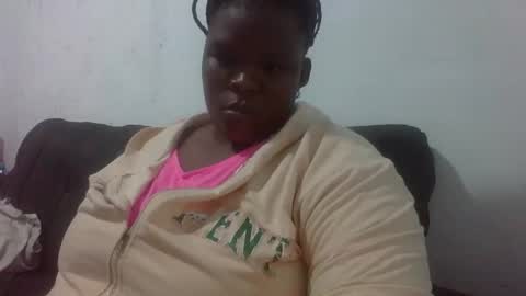 Snapshot of sexy_hottiee chatting on April 29, 2026, 2:37 am Sexy hottiee online show from April 29, 2026, 2:37 am