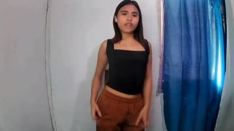 sexy_jazzy0295 online show from July 26, 2026, 5:37 am