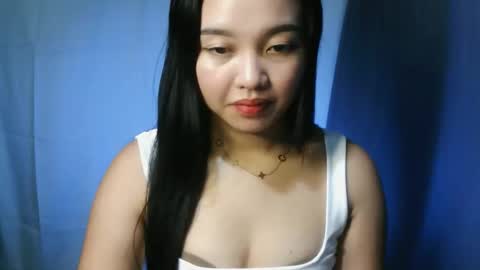 sexy_kella1 online show from December 5, 2025, 11:41 am