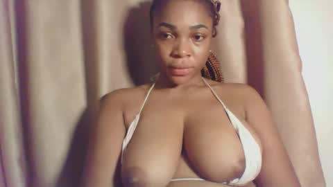 Sexy kitty881 online show from March 12, 2026, 10:38 pm