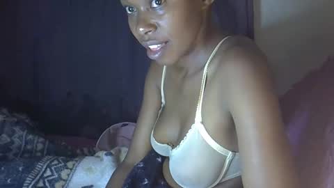 Snapshot of sexy_leila3 chatting on May 26, 2026, 11:45 pm kayla online show from May 26, 2026, 11:45 pm
