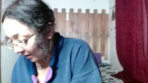 sexy lolas online show from January 7, 2025, 1:49 am