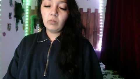 sexy lolas online show from January 25, 2025, 12:17 am