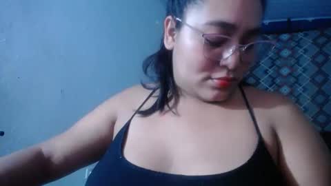 SIRENA LOVE online show from April 15, 2026, 5:36 am