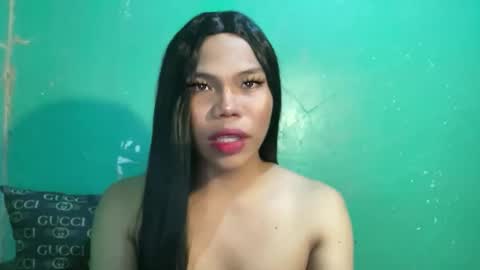 Nicole online show from May 8, 2026, 1:05 pm
