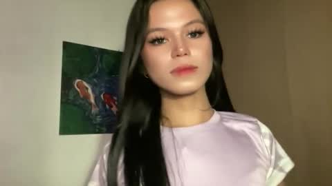 Nicole online show from May 9, 2026, 1:55 am