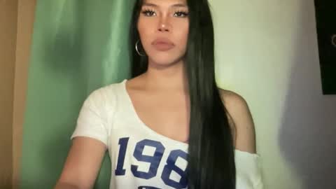 Nicole online show from May 13, 2026, 6:05 pm