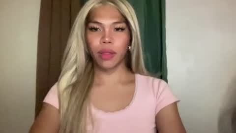 Nicole online show from May 31, 2026, 3:52 pm