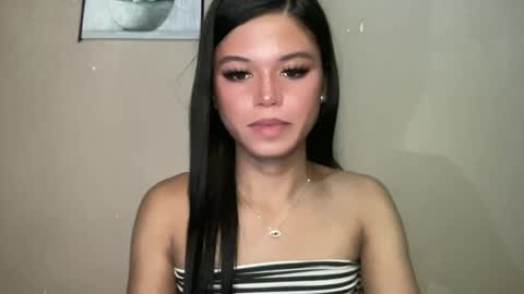 Nicole online show from June 27, 2026, 12:22 pm