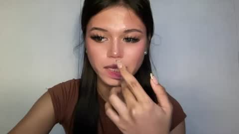 Nicole online show from July 28, 2026, 2:13 pm