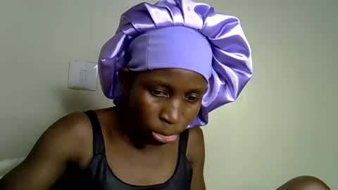 marie online show from July 24, 2026, 4:43 am