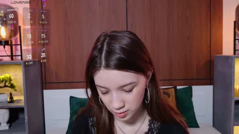 Snapshot of sexy_me_bb chatting on May 15, 2026, 6:37 pm Alison online show from May 15, 2026, 6:37 pm