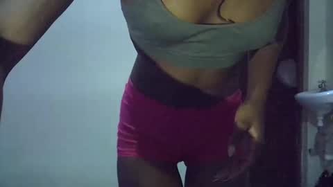 sexy_moh1 online show from April 19, 2026, 7:49 pm