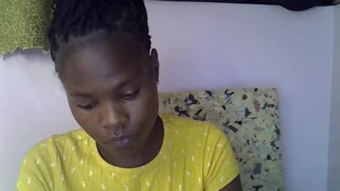 Molyne online show from February 14, 2026, 4:15 pm