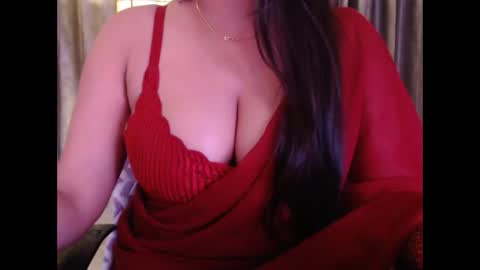 Snapshot of sexy_myra18 chatting on April 25, 2026, 5:10 am myra online show from April 25, 2026, 5:10 am