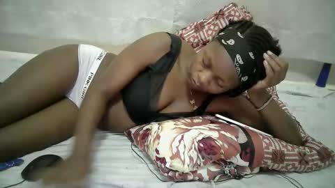 sexy_nanah online show from May 25, 2026, 6:52 am