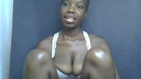 Snapshot of sexy_peach4 chatting on July 10, 2026, 12:37 am sexy_peach4 online show from July 10, 2026, 12:37 am