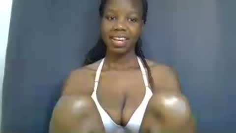 Snapshot of sexy_peach4 chatting on July 18, 2026, 10:19 am sexy_peach4 online show from July 18, 2026, 10:19 am