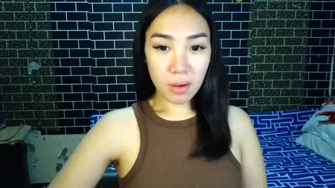 Snapshot of sexy_queeniex chatting on July 16, 2026, 11:55 pm hi im queenie online show from July 16, 2026, 11:55 pm